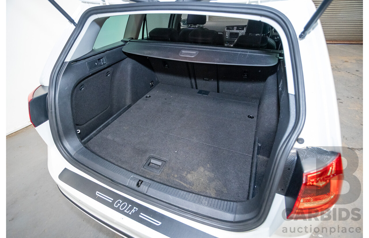 02/2017 Volkswagen Golf Alltrack 132 TSI (AWD) AU MY17 4D Wagon Pure White Turbo 1.8L