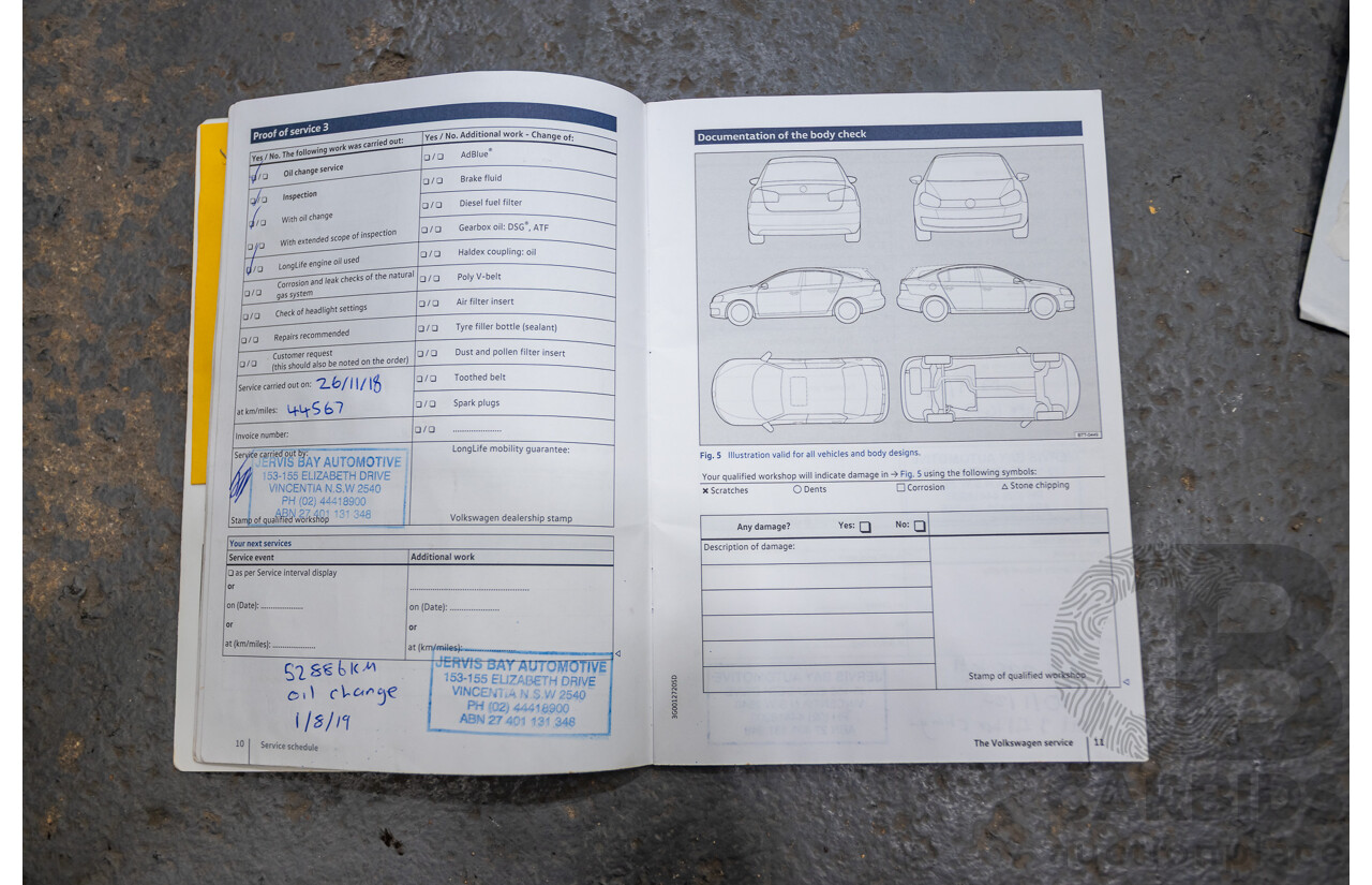 02/2017 Volkswagen Golf Alltrack 132 TSI (AWD) AU MY17 4D Wagon Pure White Turbo 1.8L