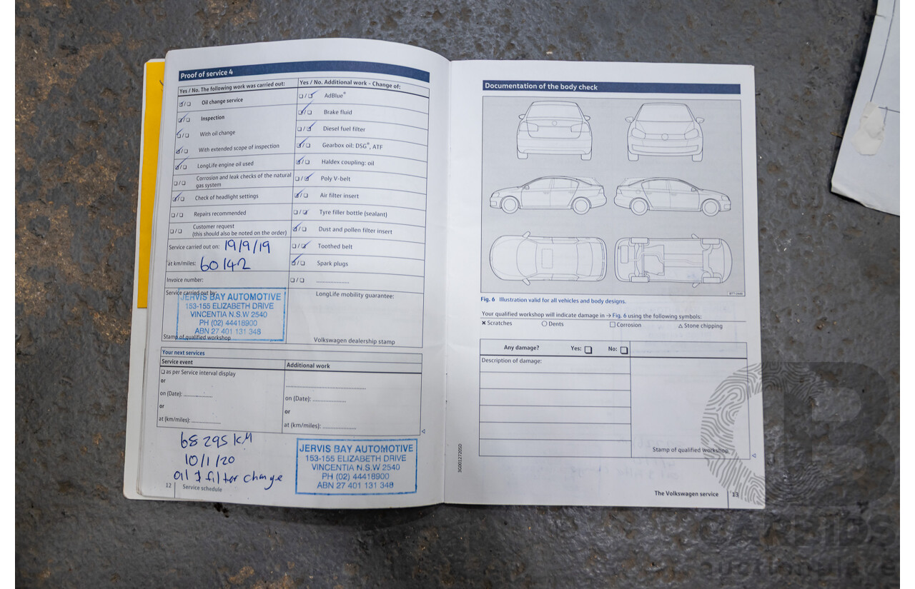 02/2017 Volkswagen Golf Alltrack 132 TSI (AWD) AU MY17 4D Wagon Pure White Turbo 1.8L