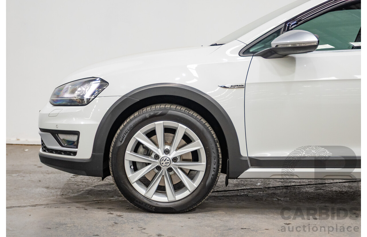 02/2017 Volkswagen Golf Alltrack 132 TSI (AWD) AU MY17 4D Wagon Pure White Turbo 1.8L