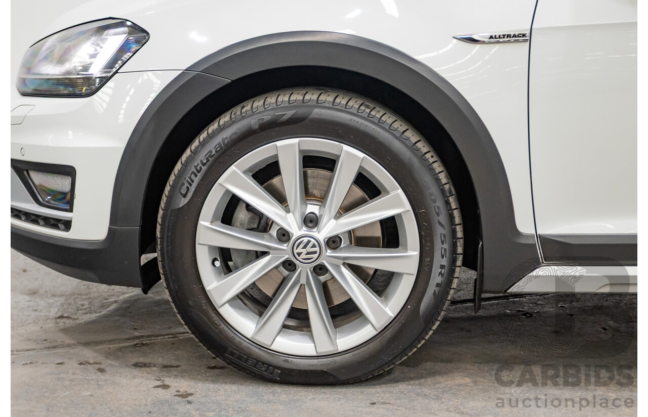 02/2017 Volkswagen Golf Alltrack 132 TSI (AWD) AU MY17 4D Wagon Pure White Turbo 1.8L
