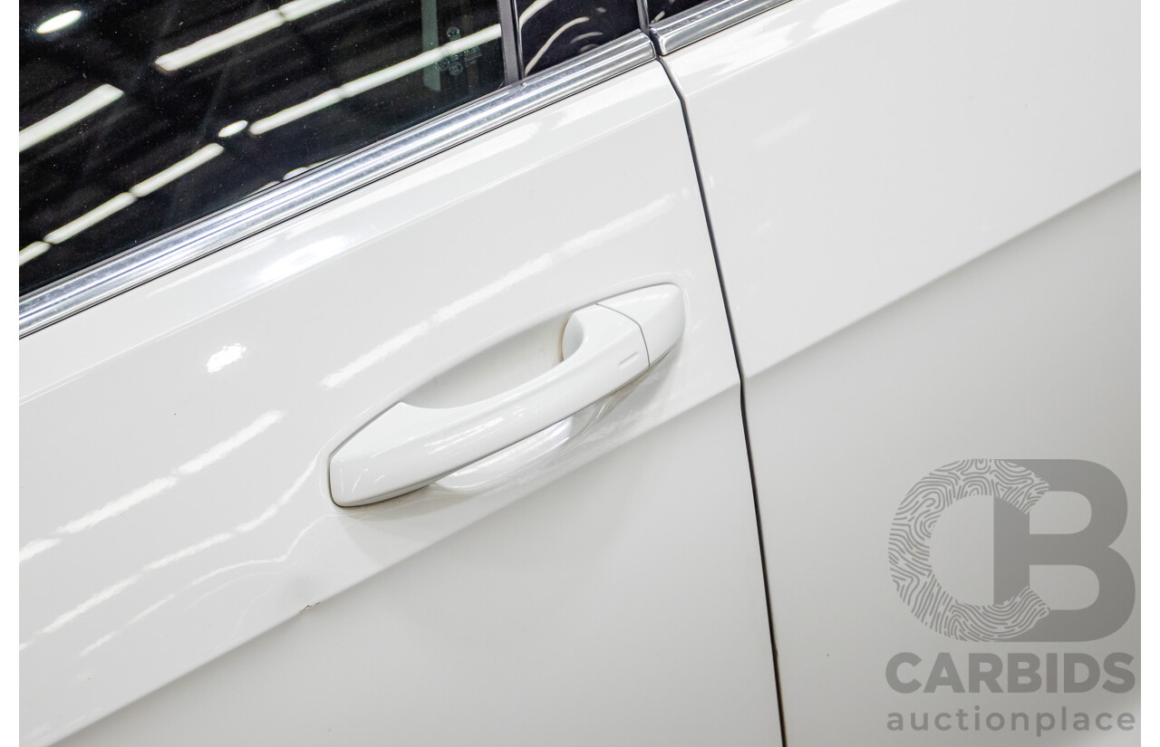 02/2017 Volkswagen Golf Alltrack 132 TSI (AWD) AU MY17 4D Wagon Pure White Turbo 1.8L