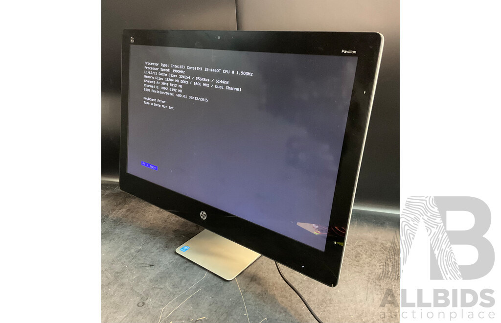 HP Pavillion  I5 23.8'' ALL in One