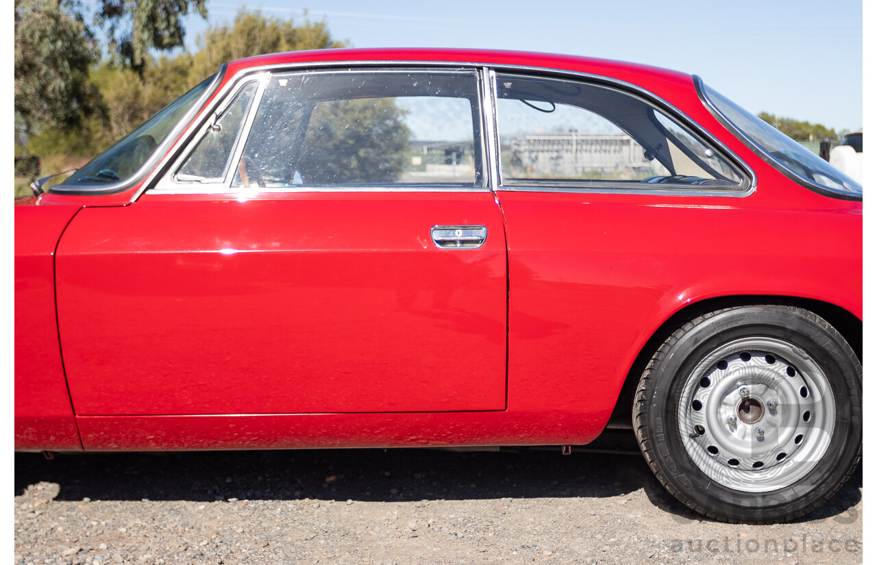 1/1969 Alfa Romeo GT Veloce 1750 2d Coupe Alfa Rosso Red 1.8L