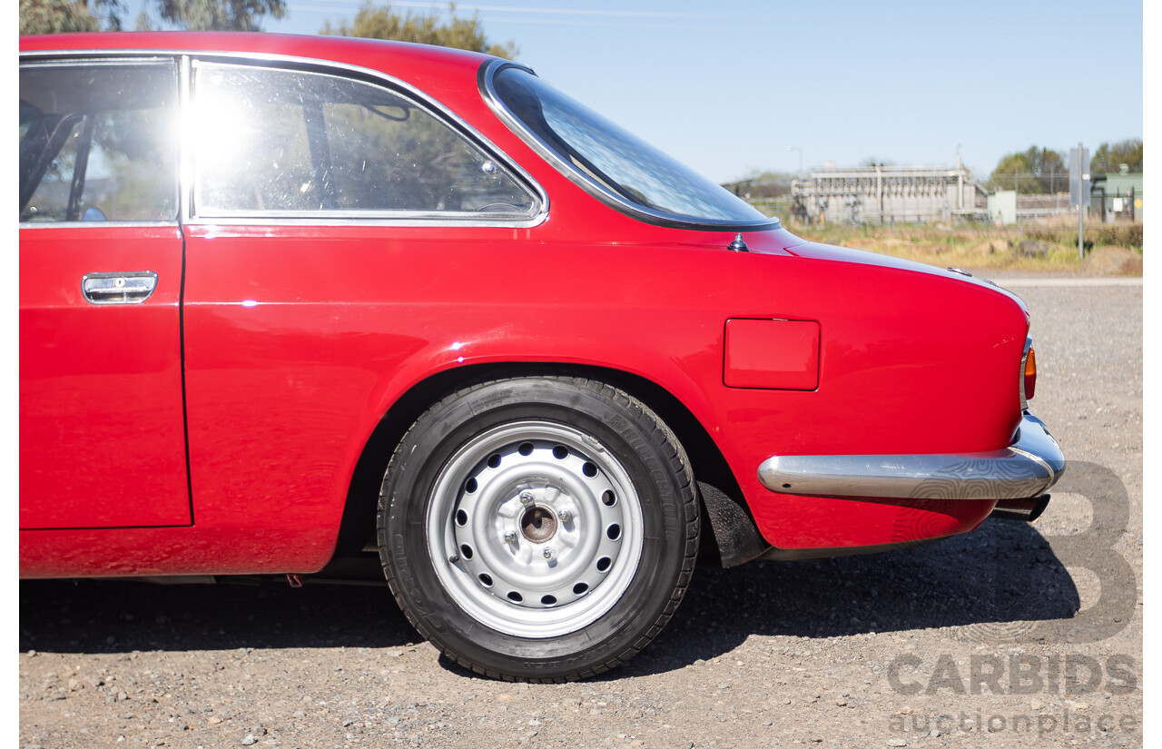 1/1969 Alfa Romeo GT Veloce 1750 2d Coupe Alfa Rosso Red 1.8L