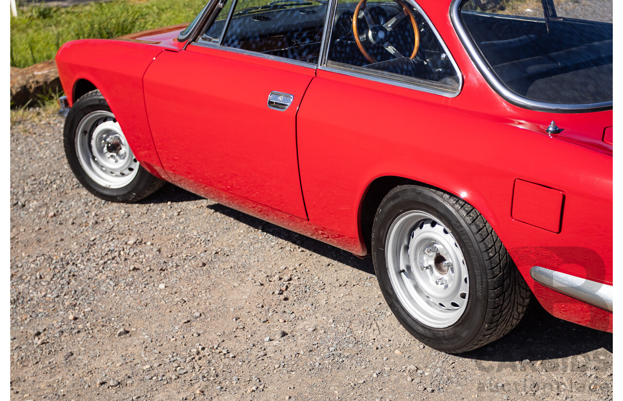 1/1969 Alfa Romeo GT Veloce 1750 2d Coupe Alfa Rosso Red 1.8L