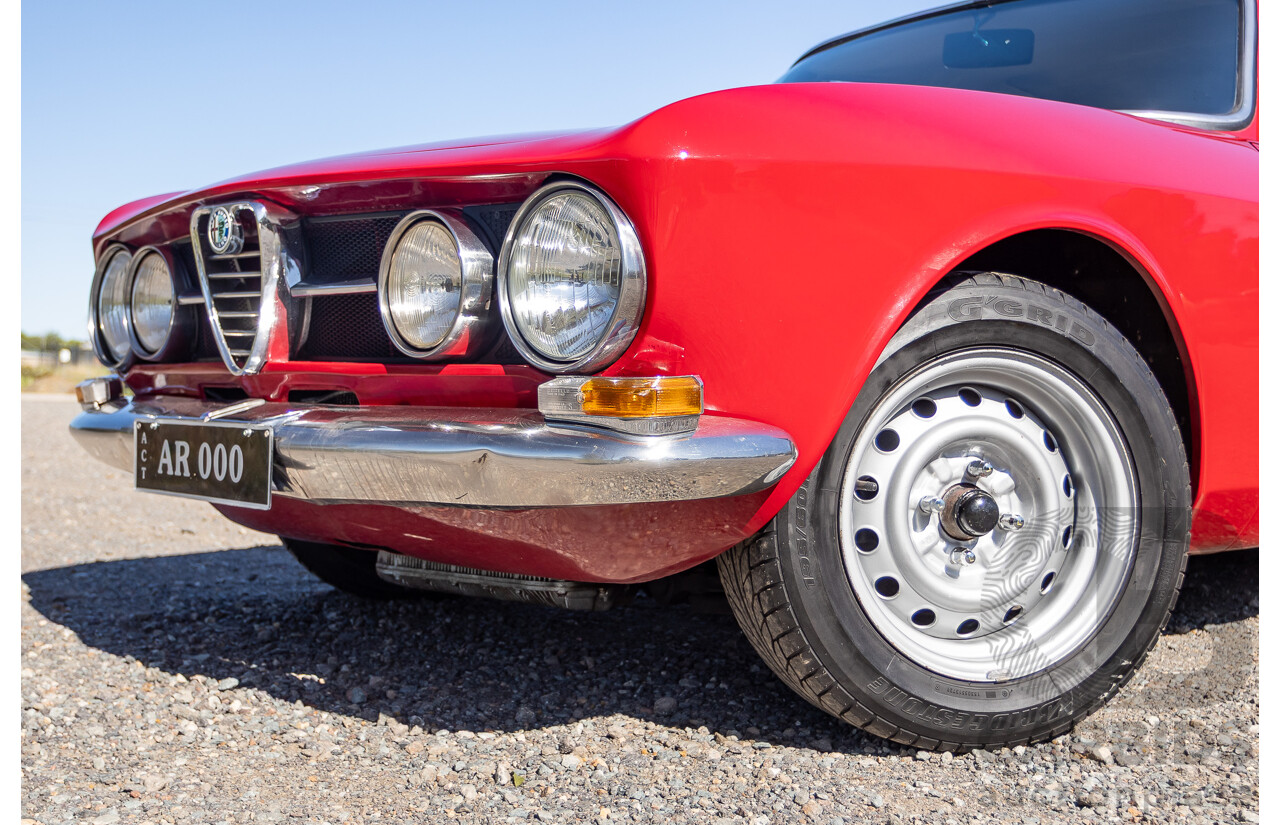 1/1969 Alfa Romeo GT Veloce 1750 2d Coupe Alfa Rosso Red 1.8L