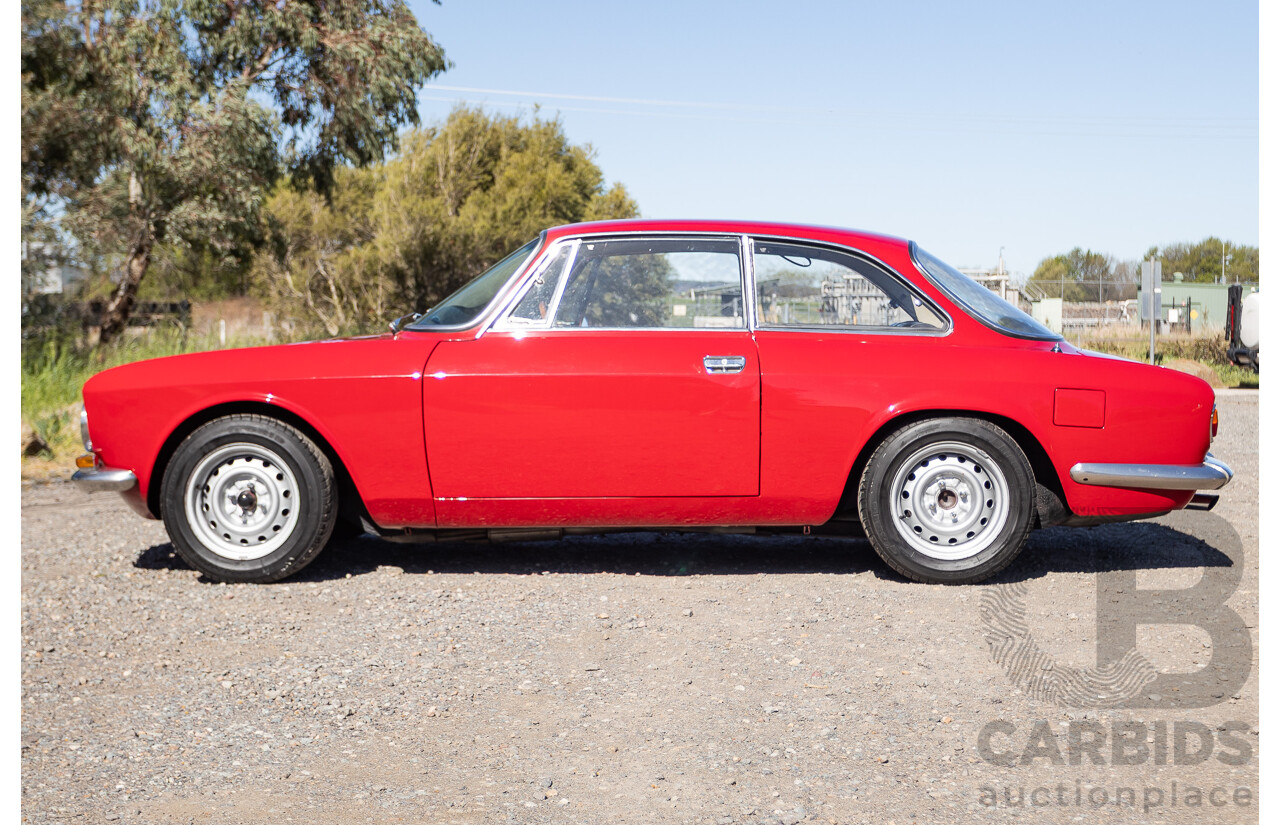 1/1969 Alfa Romeo GT Veloce 1750 2d Coupe Alfa Rosso Red 1.8L