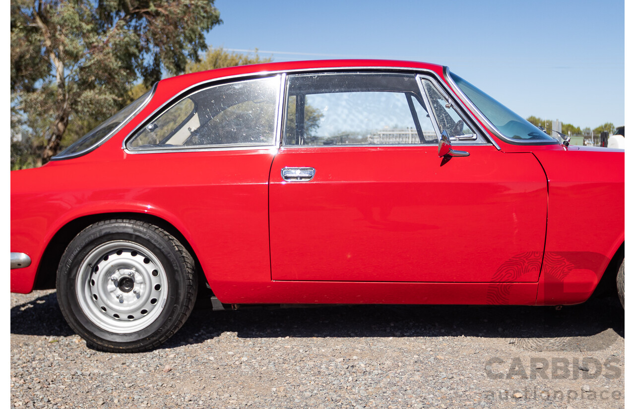 1/1969 Alfa Romeo GT Veloce 1750 2d Coupe Alfa Rosso Red 1.8L