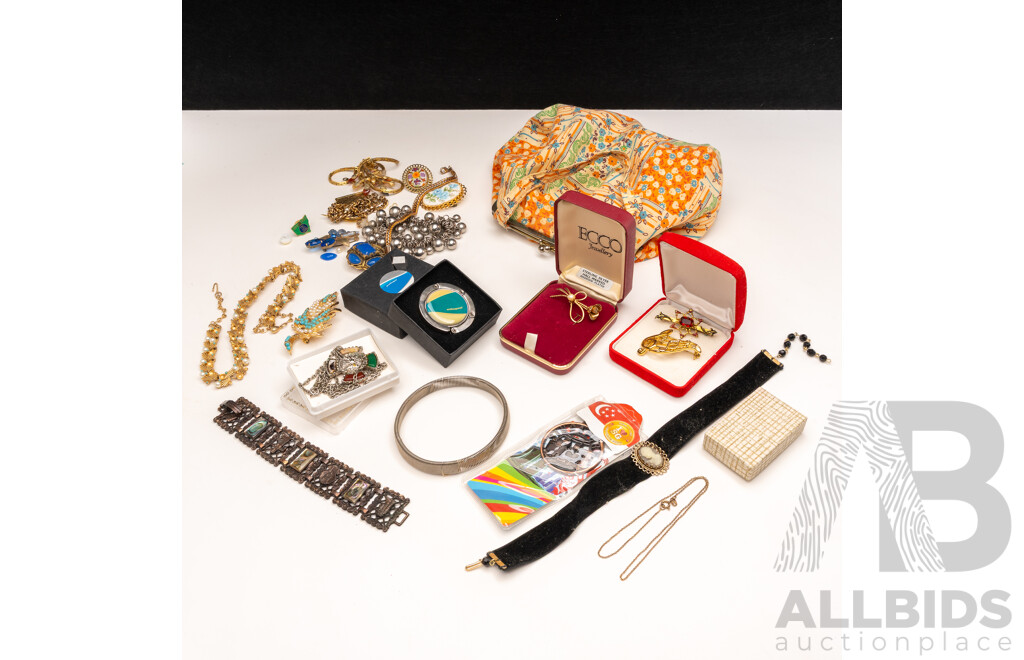 Vintage Jewellery Collection Including a Vintage Sterling Silver Cultured Pearl Rose in Original Box with Many Other Wonderful Pieces