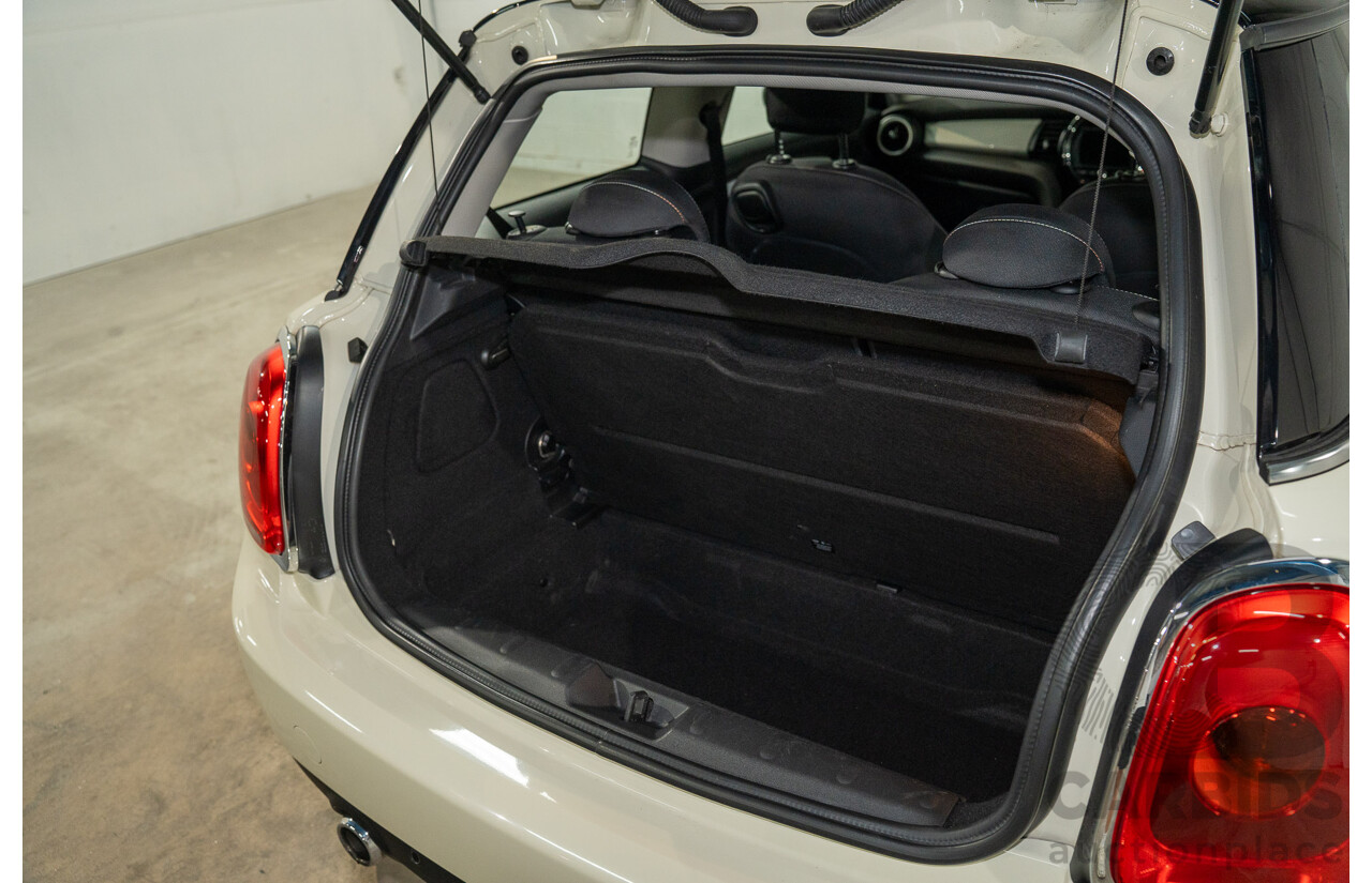 9/2015 Mini Cooper F56 3d Hatchback Pepper White/Midnight Black Turbo 1.5L