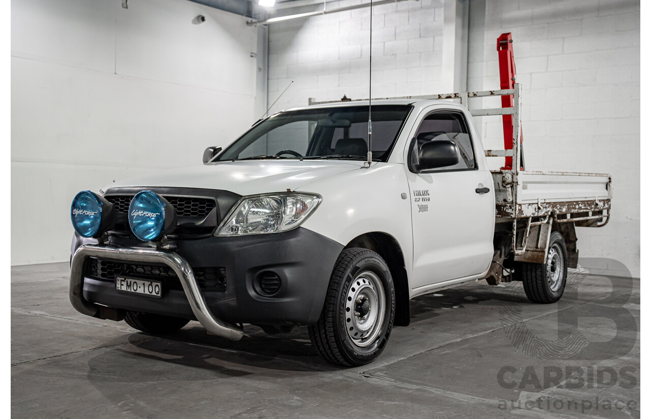 7/2009 Toyota Hilux Workmate TGN16R 08 Upgrade C/Chas White 2.7L