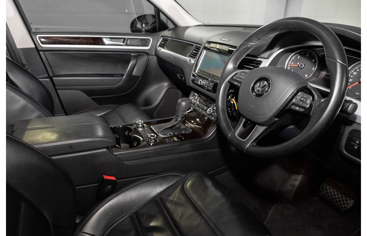 9/2013 Volkswagen Touareg V6 TDI 7P MY13.5 4d Wagon Deep Black Pearl Turbo Diesel V6 3.0L