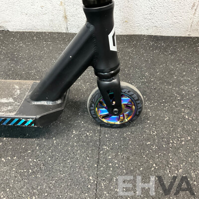 RIVAL Pro-Series Scooter