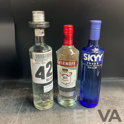 SKYY Vokda 700ml & SMIRNOFF No.21 Vodka 700ml & 42 Below Vodka 700ml - Lot of 3 SKYY Vokda 700ml & SMIRNOFF No.21 Vodka 700ml & 42 Below Vodka 700ml - Lot of 3