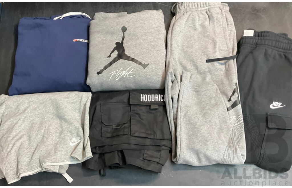 Assorted Nike, Hoodrich Apparels - Various Sizes - Lot of 8