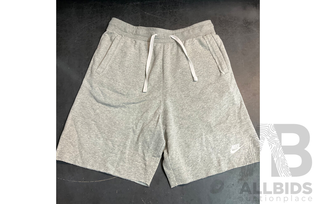 Assorted Nike, Hoodrich Apparels - Various Sizes - Lot of 8