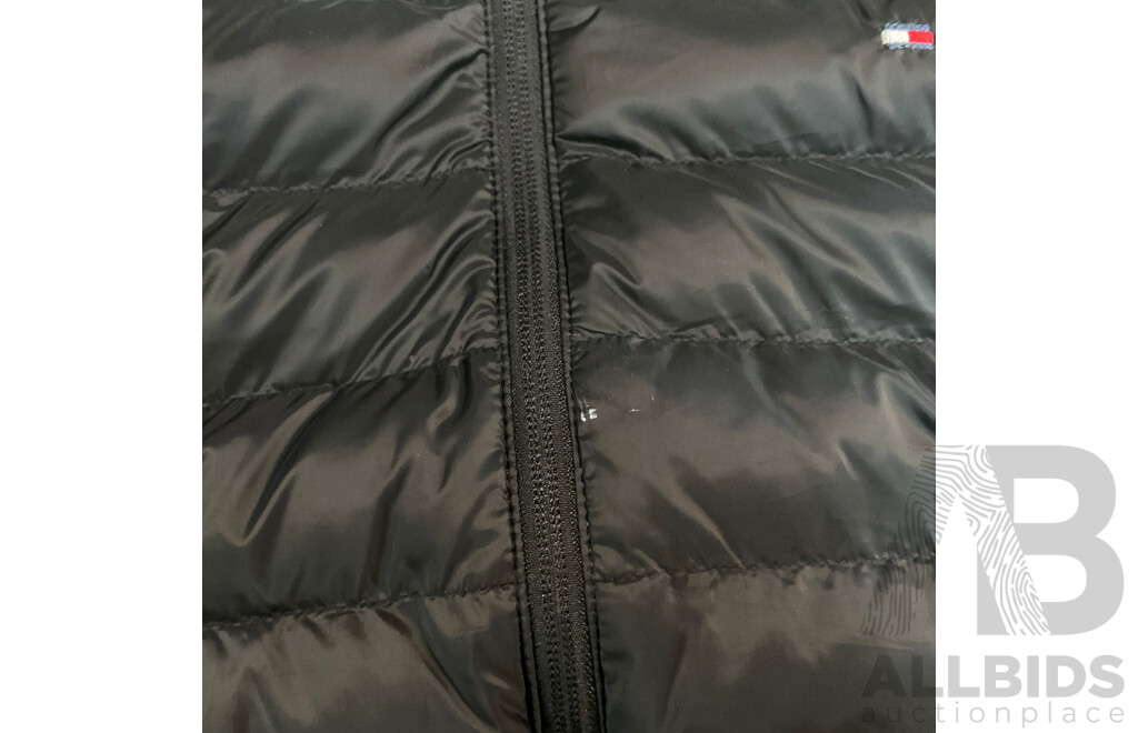 Tommy Hilfiger Core Packable Black Jacket - Size S - ORP$ 349