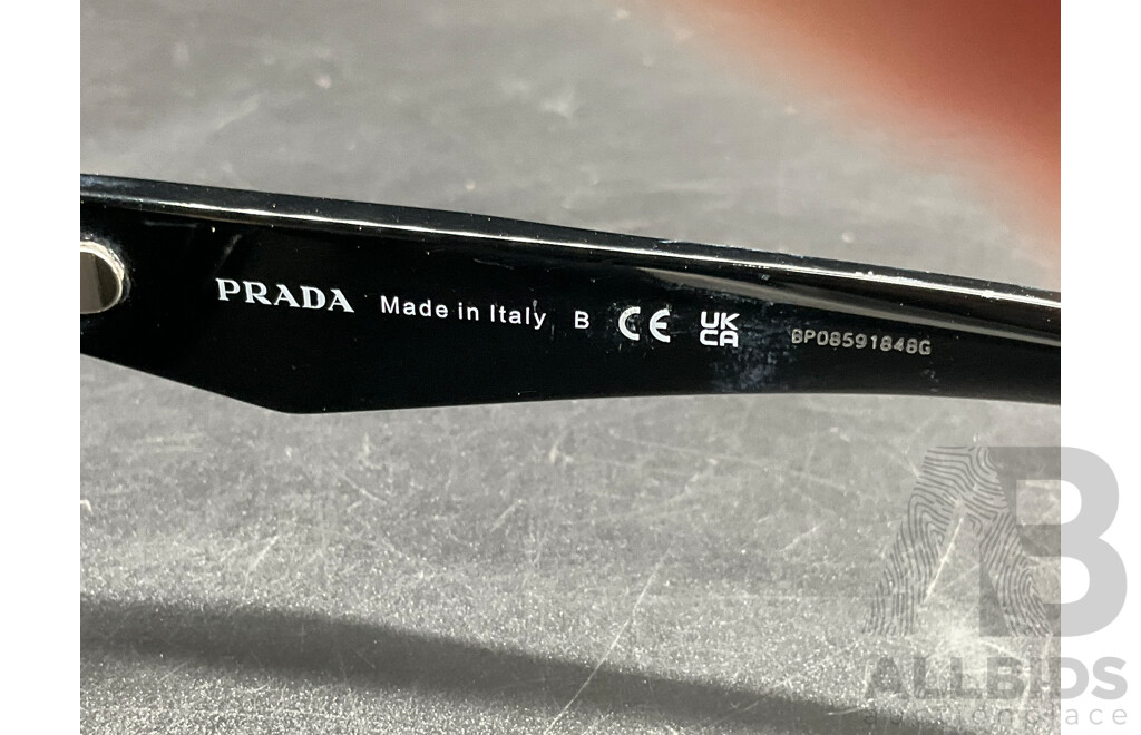 Black Oval Frame Sunglasses Branded Prada