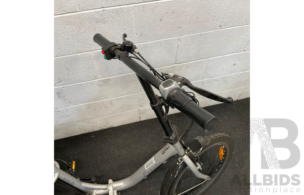 Estate Folding E-Bike