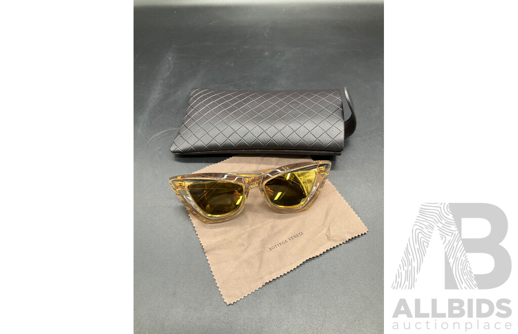 Cat Eye Sunglasses Branded Bottega Veneta
