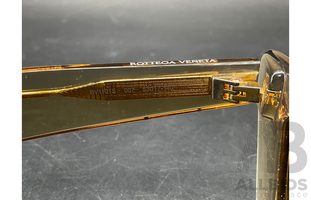 Cat Eye Sunglasses Branded Bottega Veneta