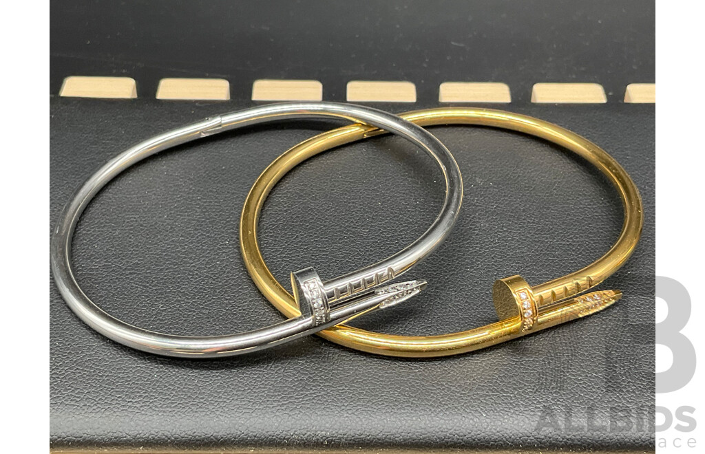 Assorted Costume Jewellery - Lot of 9