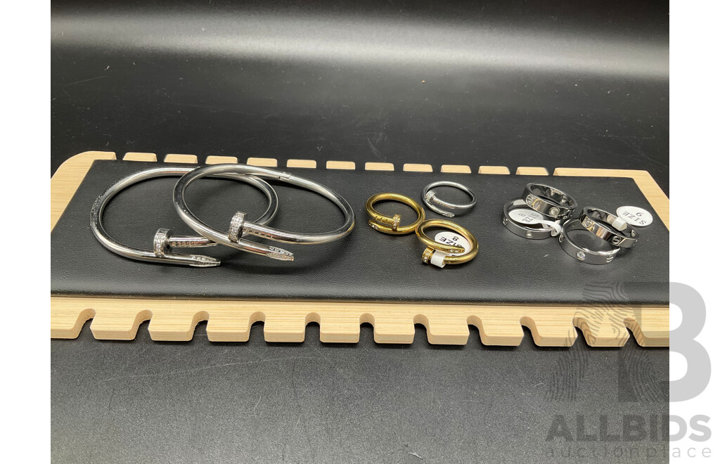 Assorted Costume Jewellery - Lot of 9