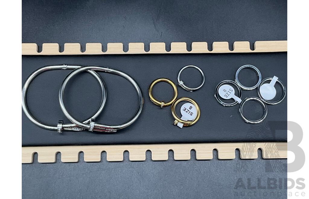 Assorted Costume Jewellery - Lot of 9