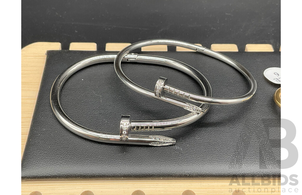 Assorted Costume Jewellery - Lot of 9