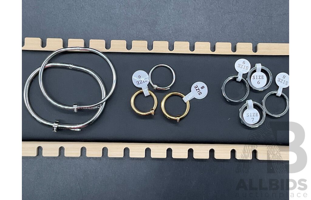 Assorted Costume Jewellery - Lot of 9