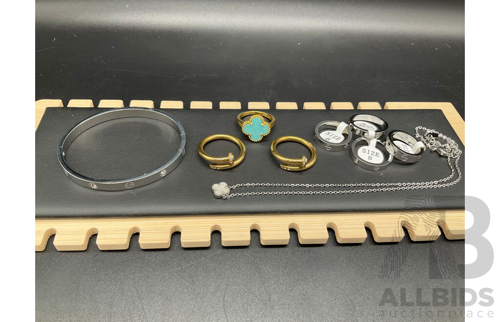 Assorted Costume Jewellery - Lot of 9