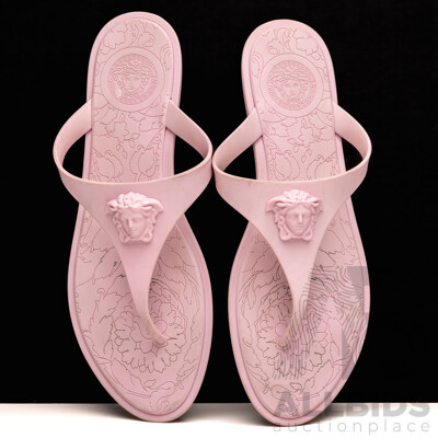 Versace Medusa Palazzo Thong Sandals, Pink Rubber, Size 41 Versace Medusa Palazzo Thong Sandals, Pink Rubber, Size 41