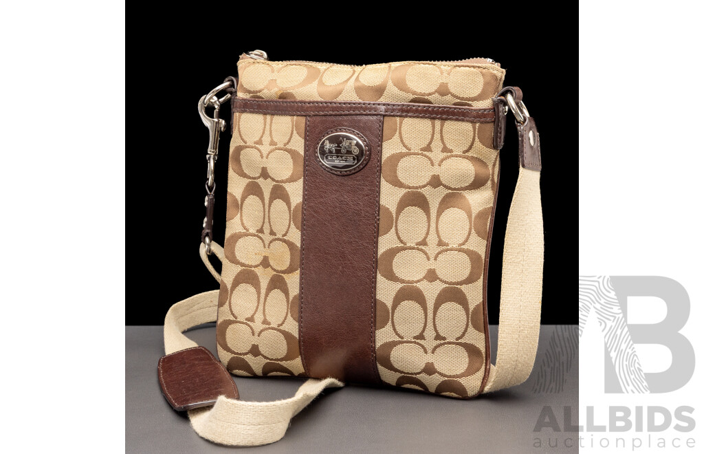 Coach Legacy Signature Swingpack Crossbody Bag, G1076-43976