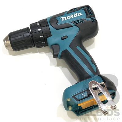 Makita 18 Volt  Cordless Hammer Drill - Faulty Batteries - NCV Makita 18 Volt  Cordless Hammer Drill - Faulty Batteries - NCV