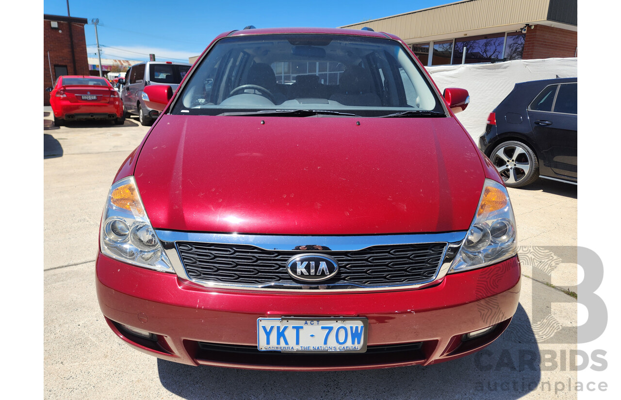 11/2013 Kia Grand Carnival Si VQ MY13 4d Wagon Maroon 3.5L