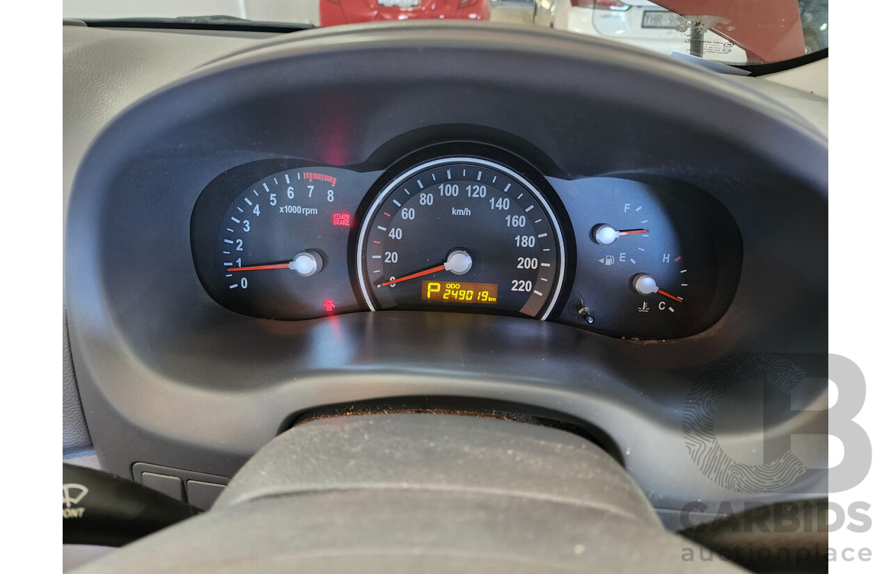 11/2013 Kia Grand Carnival Si VQ MY13 4d Wagon Maroon 3.5L
