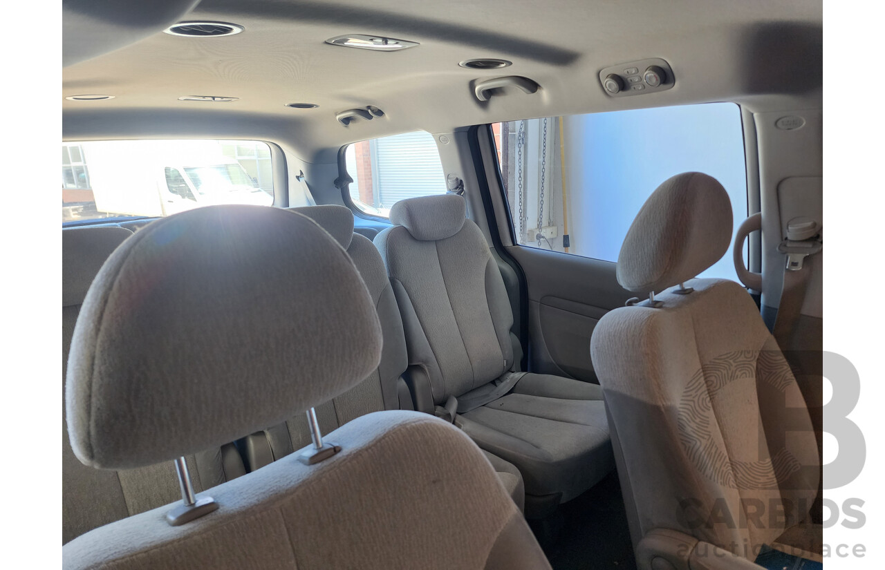 11/2013 Kia Grand Carnival Si VQ MY13 4d Wagon Maroon 3.5L
