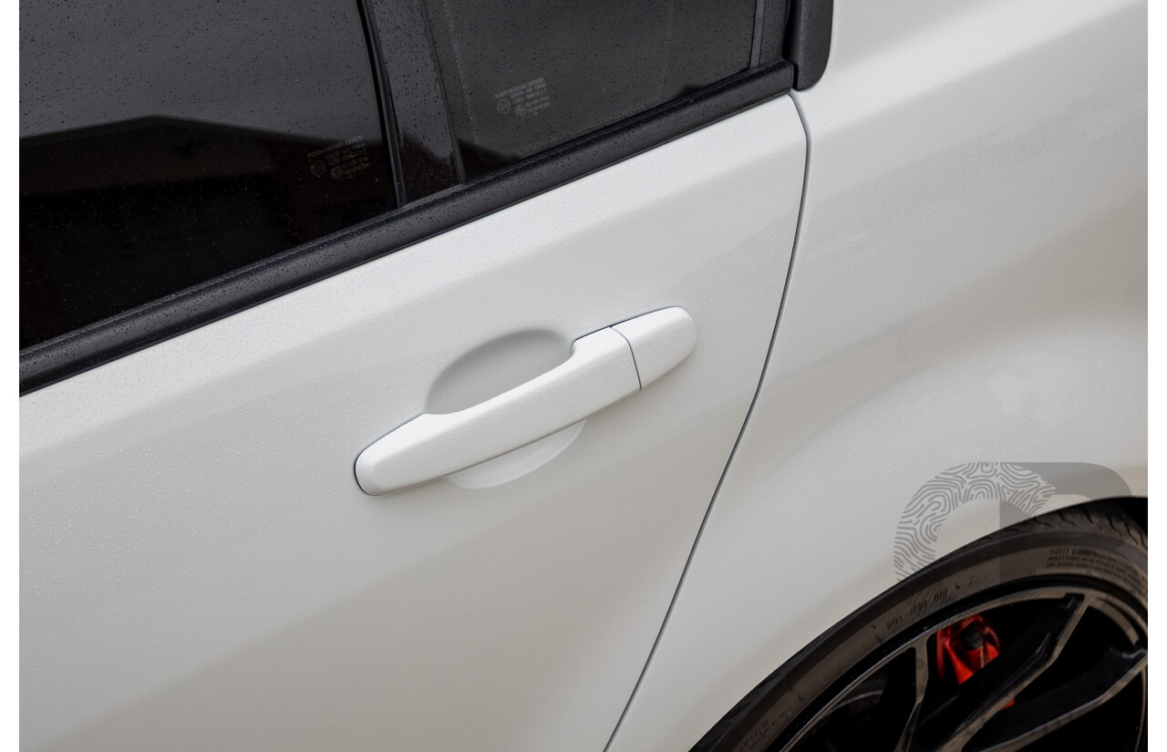 6/2009 Holden Special Vehicles HSV VE GTS MY08 Upgrade Build Number #960 4d Sedan White Turbocharged V8 1100hp+