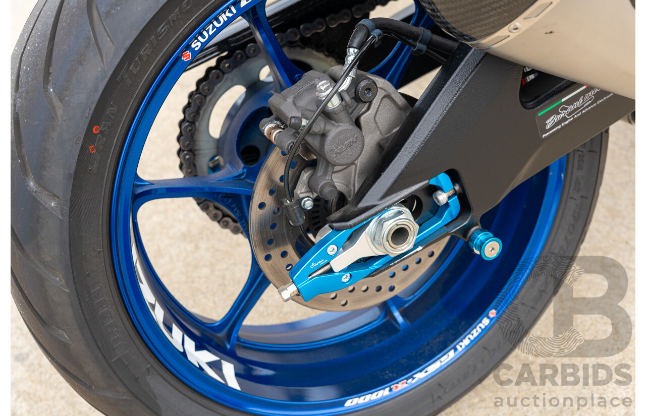 08/2017 Suzuki GSX-R1000R 999cc Super Sport Motorbike Glass Sparkle Black