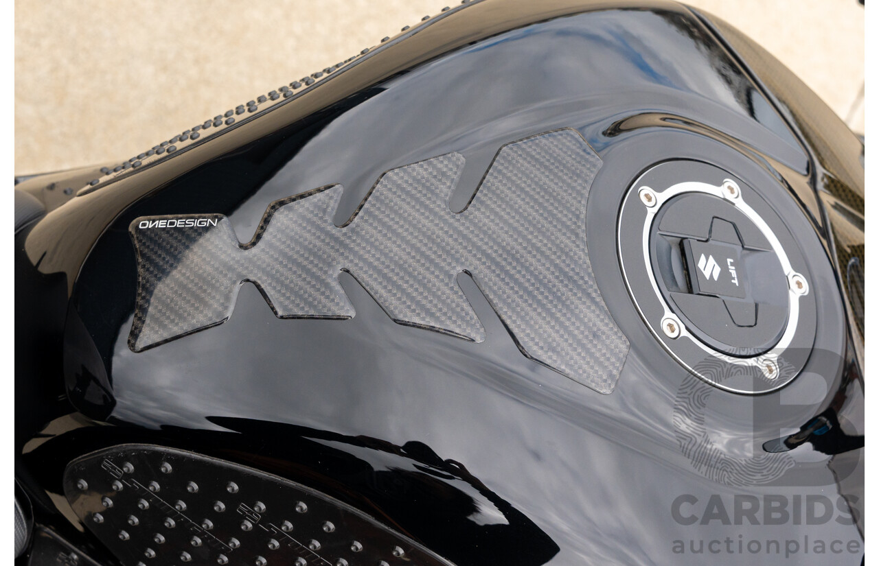 08/2017 Suzuki GSX-R1000R 999cc Super Sport Motorbike Glass Sparkle Black