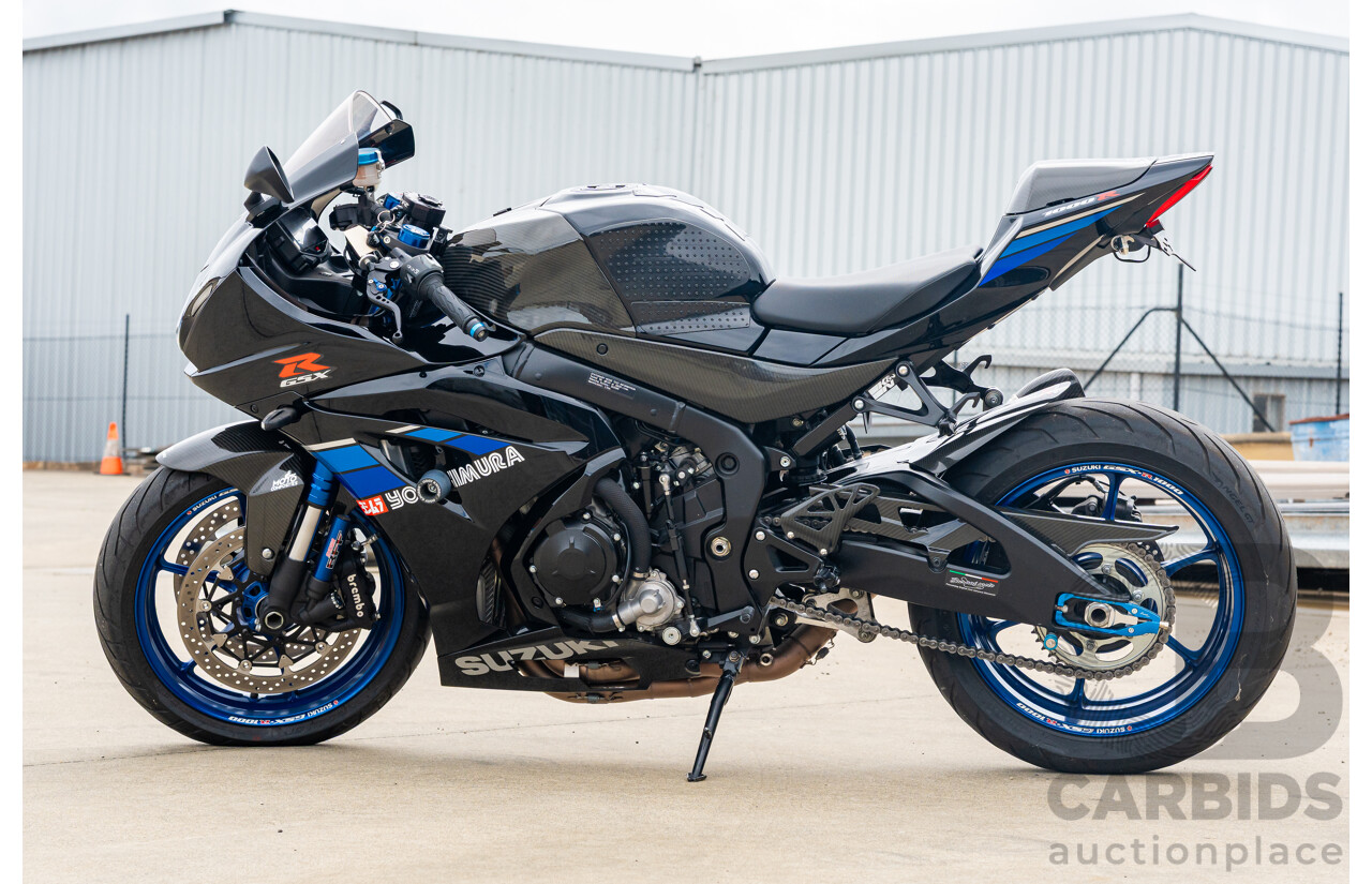 08/2017 Suzuki GSX-R1000R 999cc Super Sport Motorbike Glass Sparkle Black