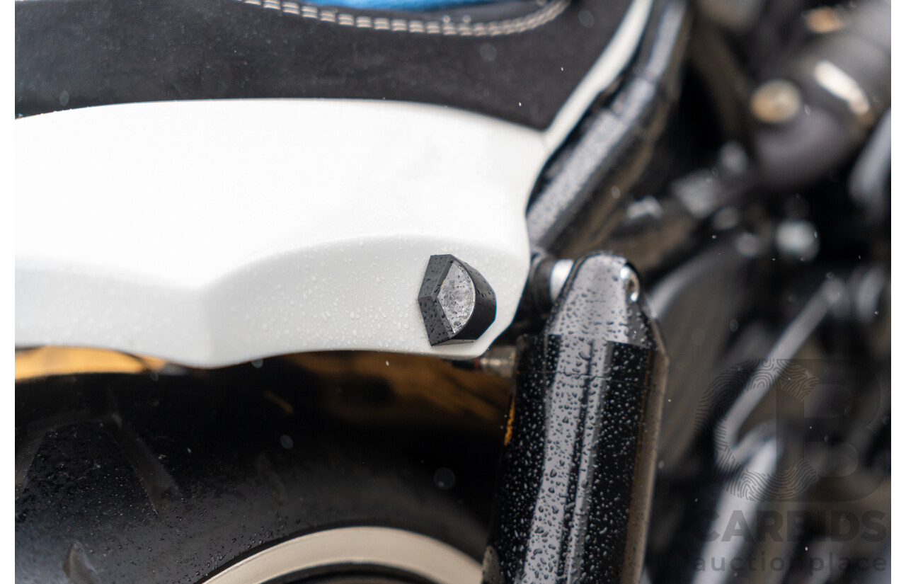 04/2014 Harley Davidson Night Rod Special 1250 ABS V-Rod VRSCDX 1250cc Motorbike White / Black - Modified