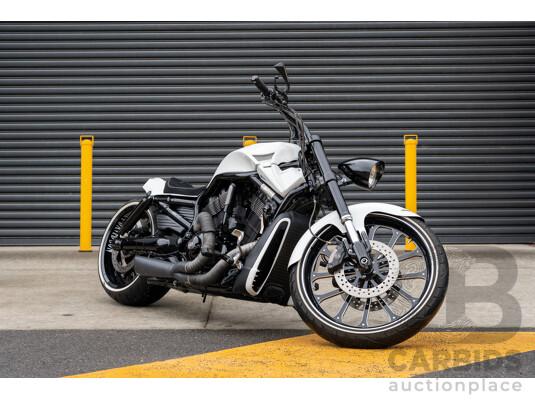 04/2014 Harley Davidson Night Rod Special 1250 ABS V-Rod VRSCDX 1250cc Motorbike White / Black - Modified 04/2014 Harley Davidson Night Rod Special 1250 ABS V-Rod VRSCDX 1250cc Motorbike White / Black - Modified