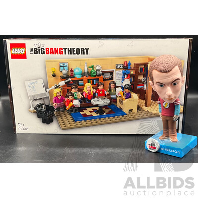 LEGO the Big Bang Theory (21302) and Sheldon Cooper Bobble-Head Figure - Lot of 2