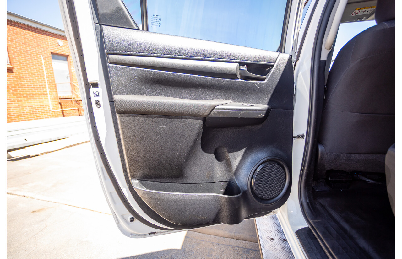 02/2019 Toyota Hilux WORKMATE GUN135R MY19 Double Cab P/Up White Turbo Diesel 2.4L