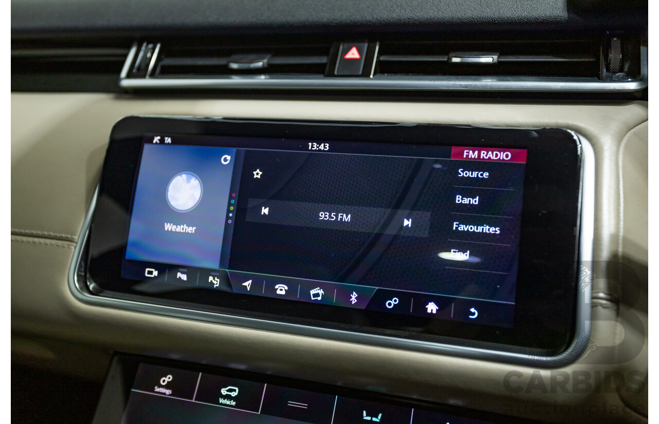 09/2017 Range Rover Velar D300 R-Dynamic SE (AWD) MY18 4D Wagon Santorini Black Turbo Diesel 3.0L