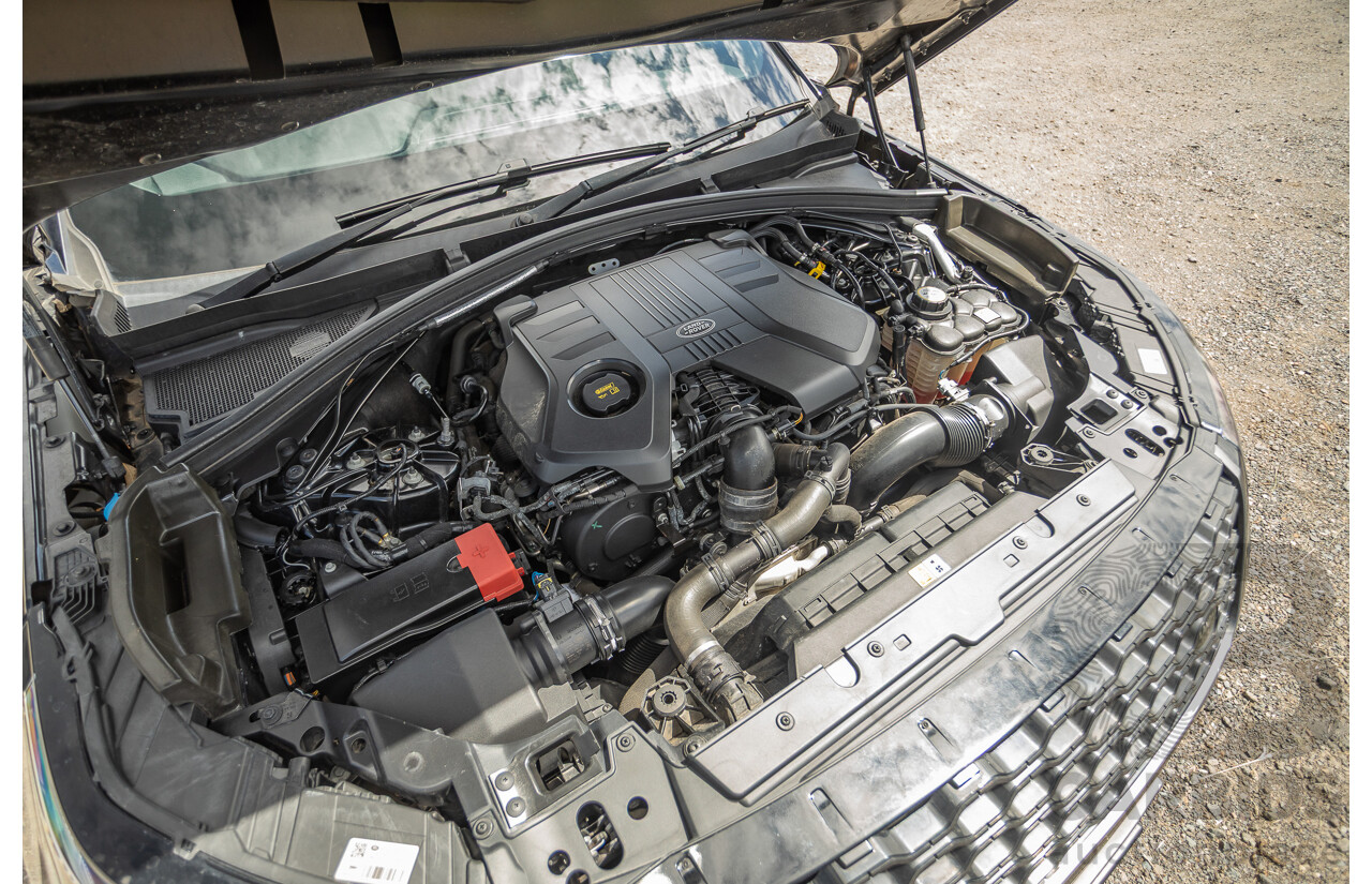 09/2017 Range Rover Velar D300 R-Dynamic SE (AWD) MY18 4D Wagon Santorini Black Turbo Diesel 3.0L