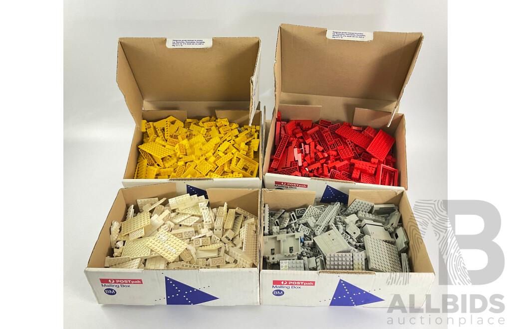 Collection of Vintage Lego Sorted Into Colours, Red, Yellow, White, Grey - Approximately 5  Kilograms