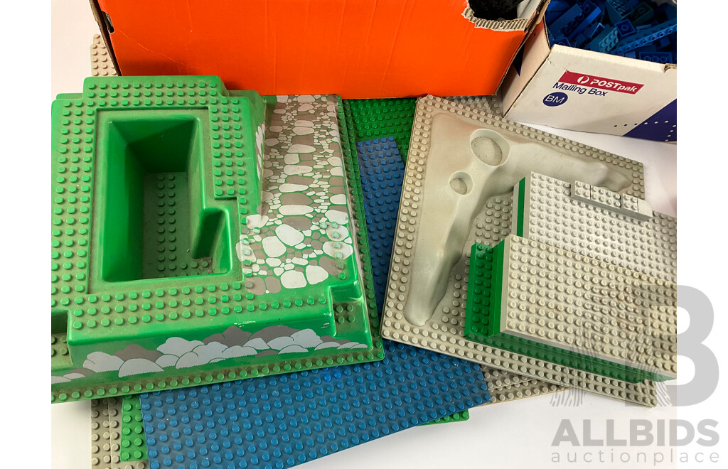 Collection of Vintage Lego Pieces Including Figures, Animals, Base Plates
